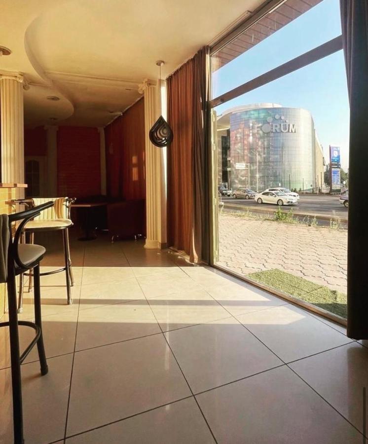 Fox Hostel Алматы Экстерьер фото